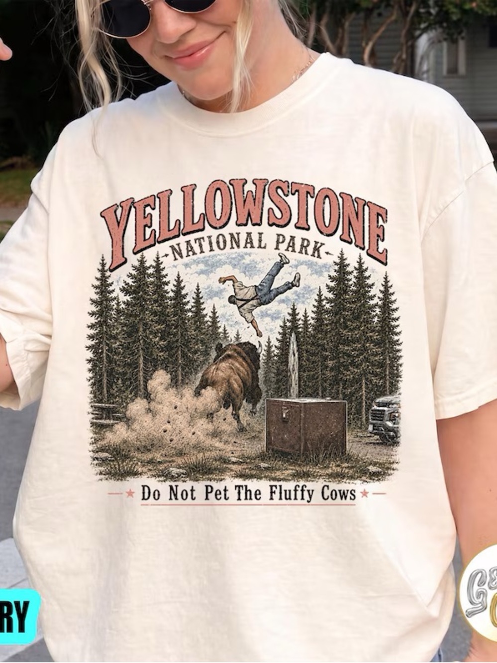Gildan Cream Yellowstone National Park Graphic Tee with Red Lettering